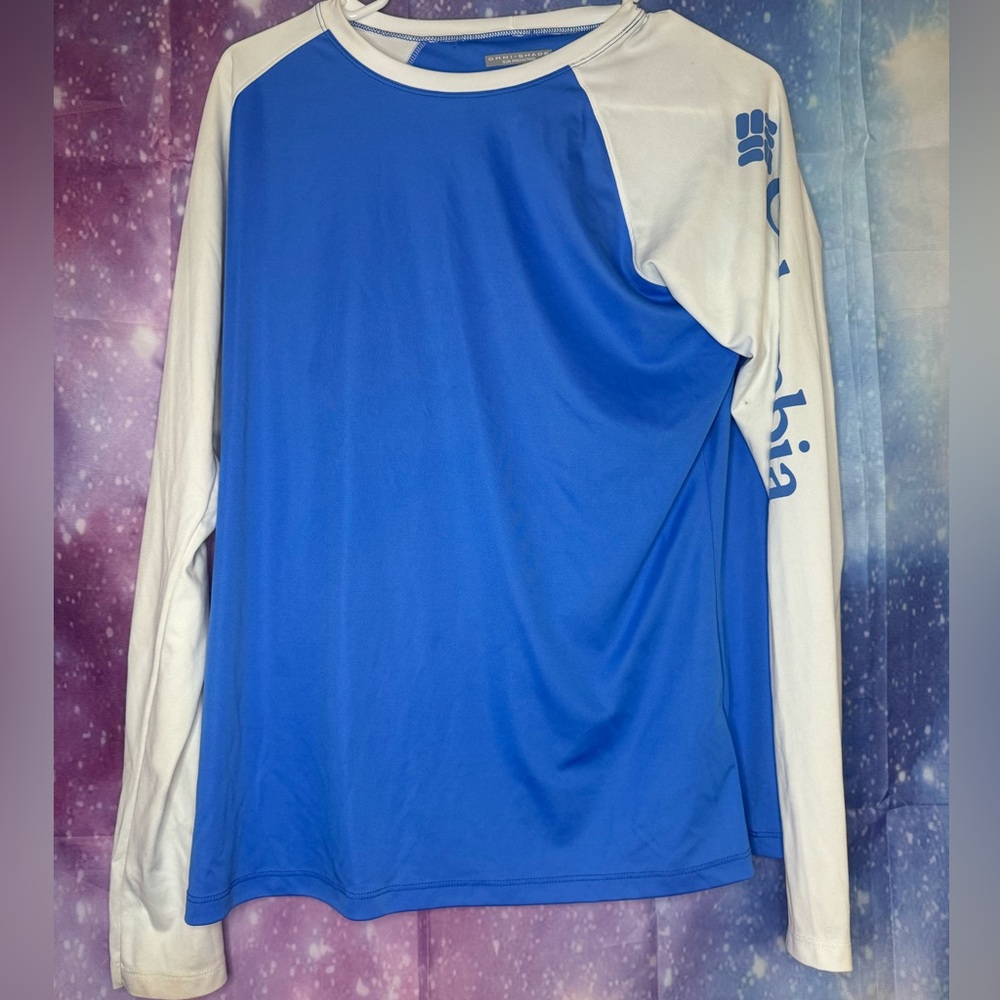 Women’s Columbia omni shade protection long sleeve 🛍